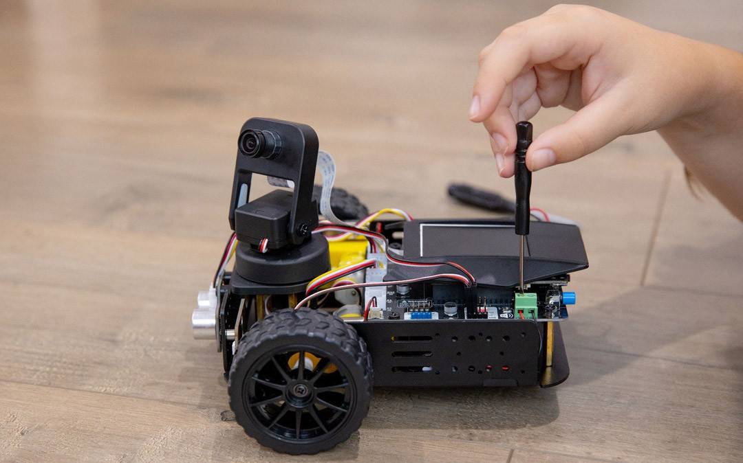 M.A.R.K. - Make A Robot Kit - Smart AI Robot Kit for Learning Progr...