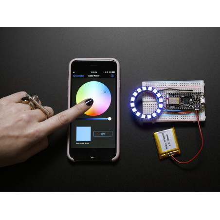 Adafruit Feather 32u4 Bluefruit LE